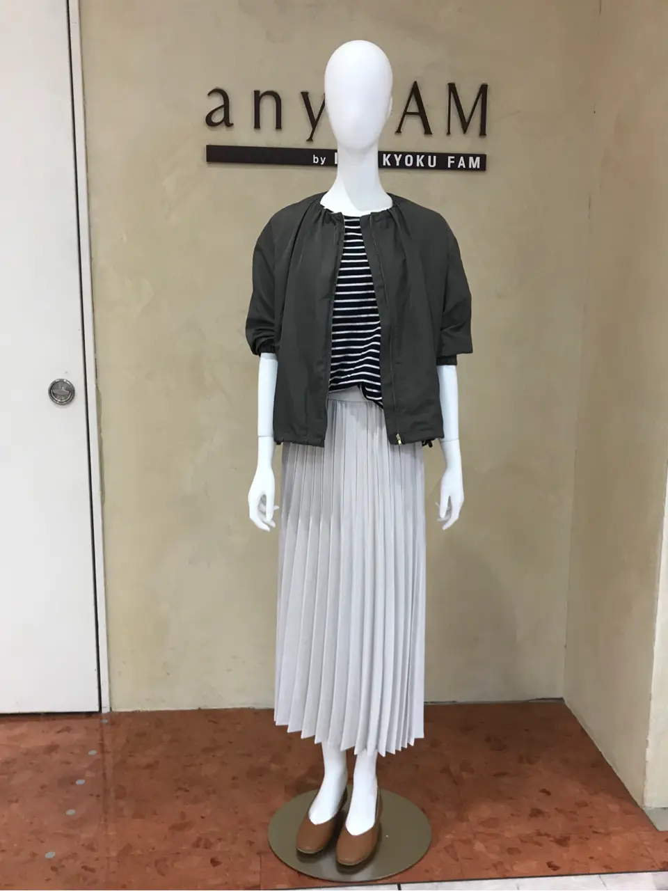 ANY 吉田 コーディネート画像