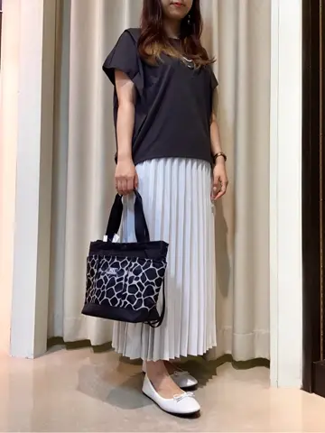 ANY 吉田 コーディネート画像