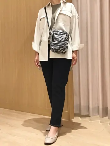 ANY 本吉 コーディネート画像