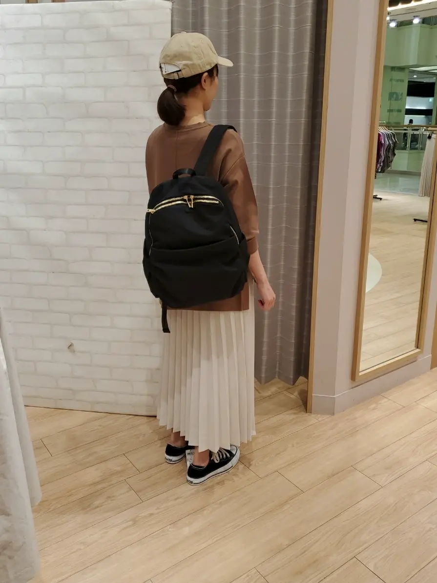 ANY 小渕 コーディネート画像