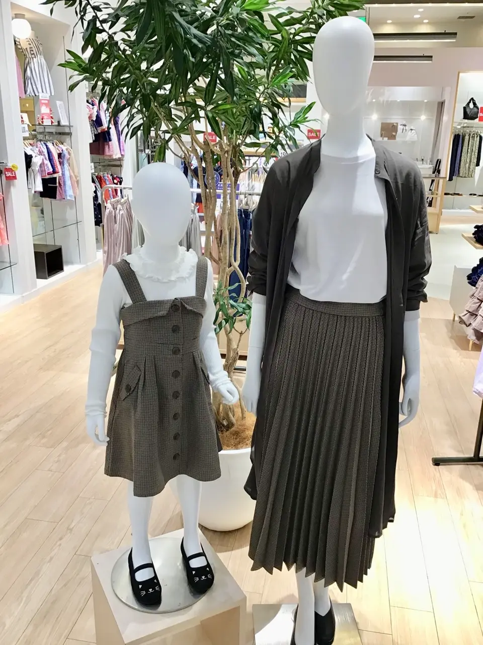  スタッフ コーディネート画像