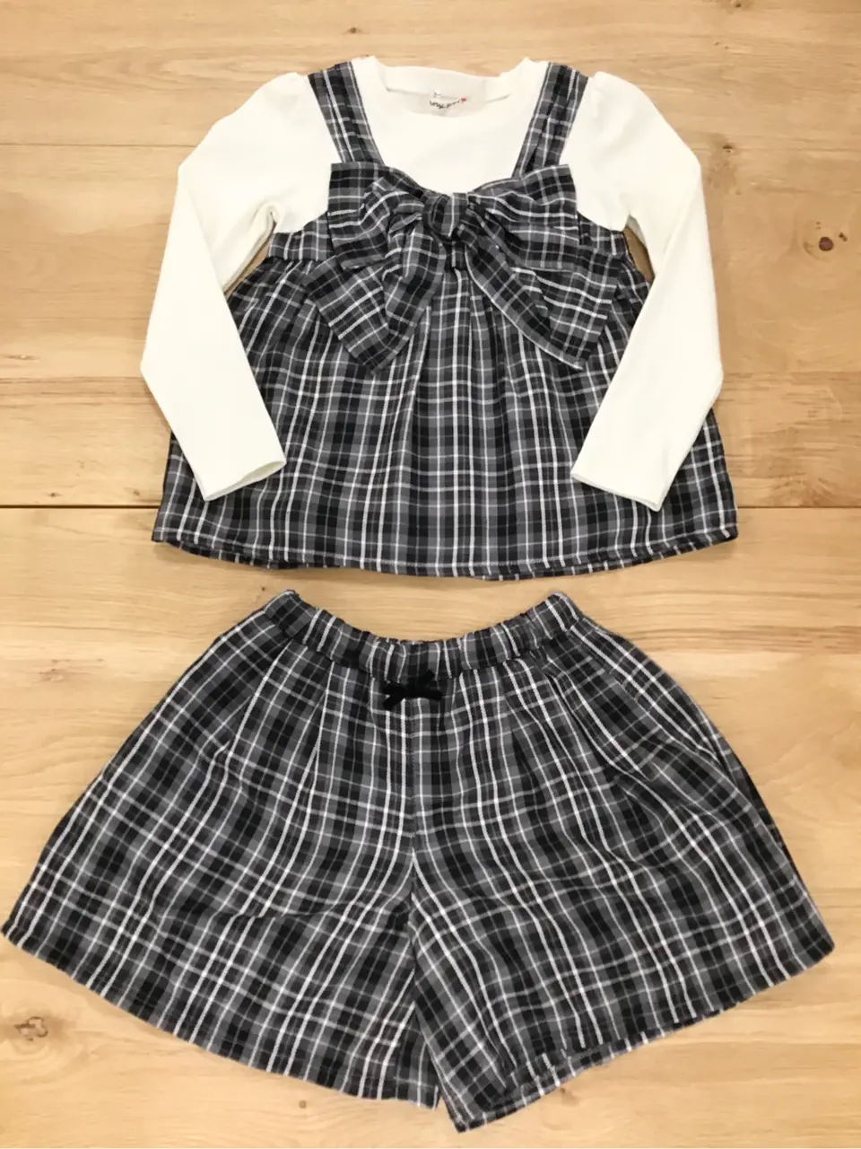 ANY 鈴木 コーディネート画像