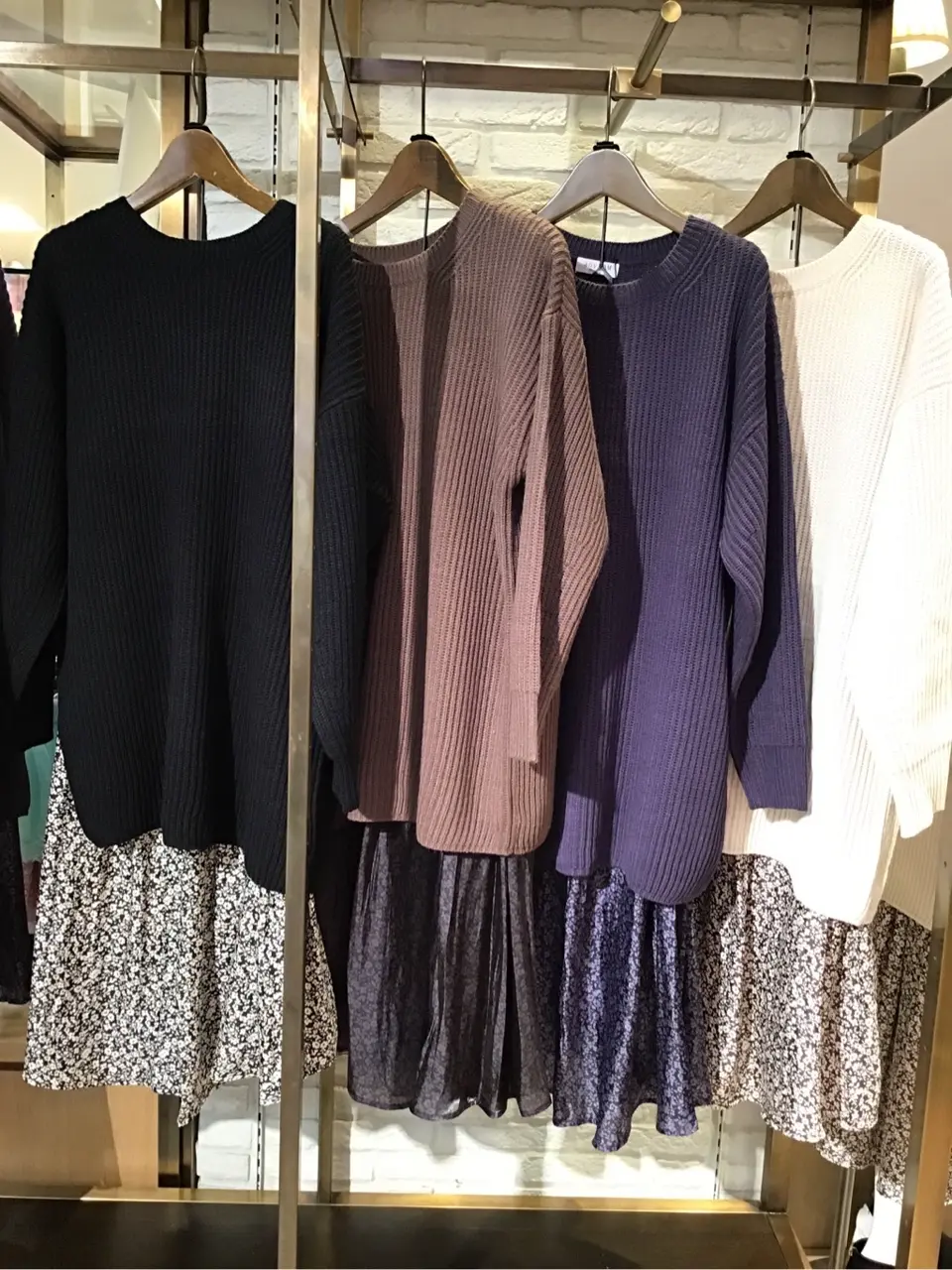 ANY 関 コーディネート画像