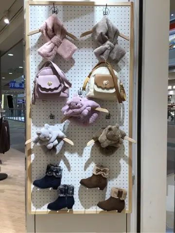 ANY 鈴木 コーディネート画像