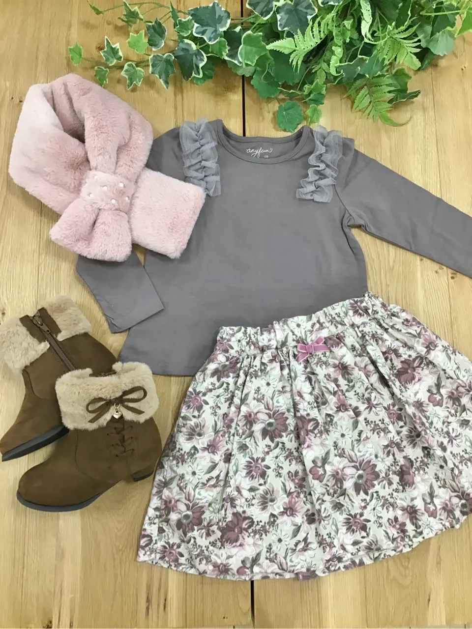 ANY 鈴木 コーディネート画像