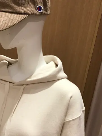 ANY 本吉 コーディネート画像