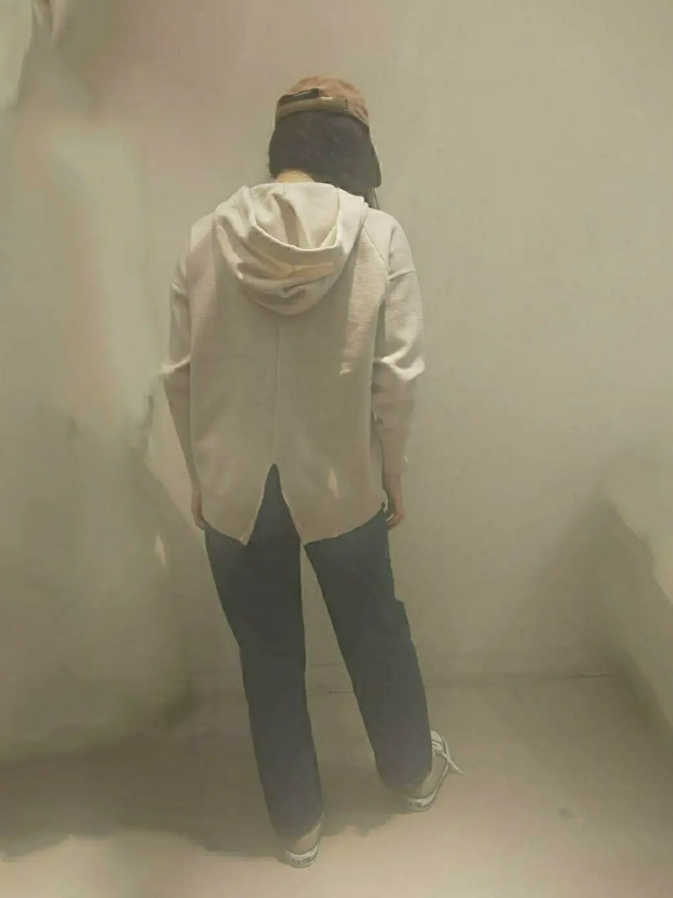 ANY 林 コーディネート画像