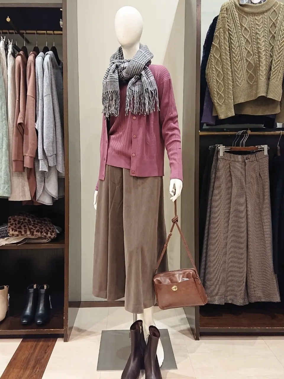 ANY 横田 コーディネート画像