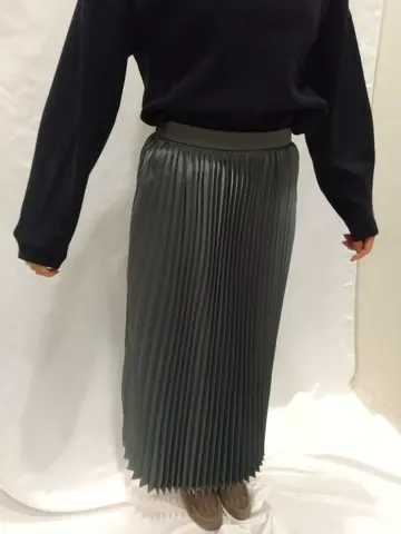 ANY 榎本 コーディネート画像