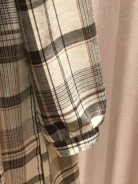 ANY 本吉 コーディネート画像