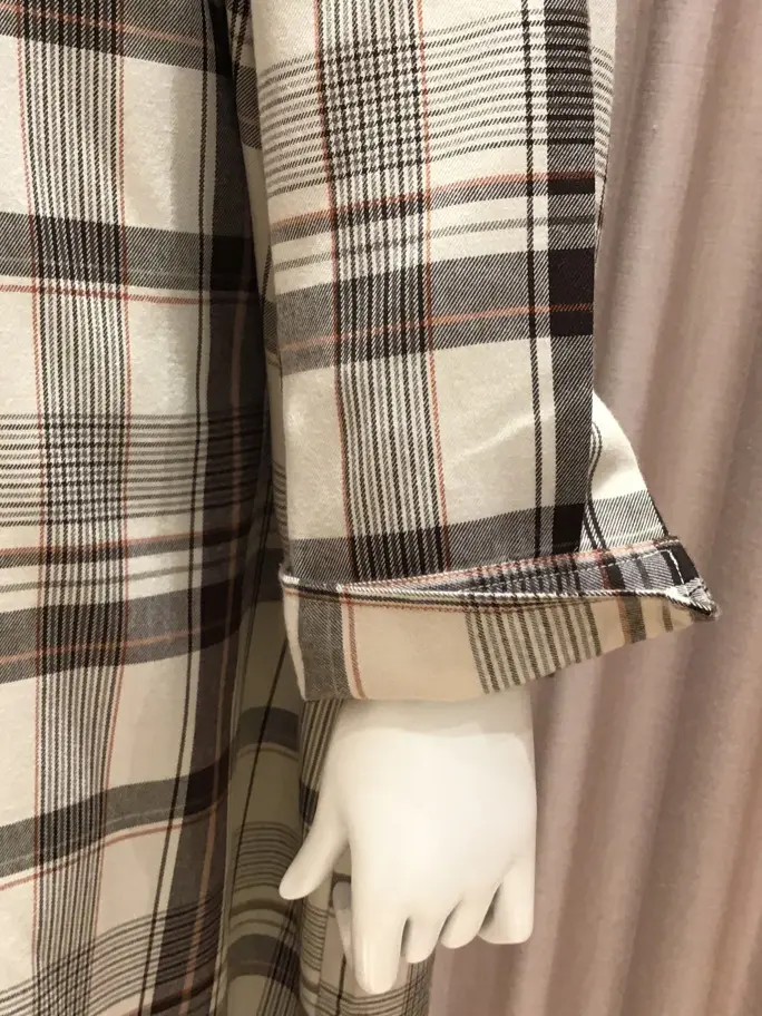 ANY 本吉 コーディネート画像