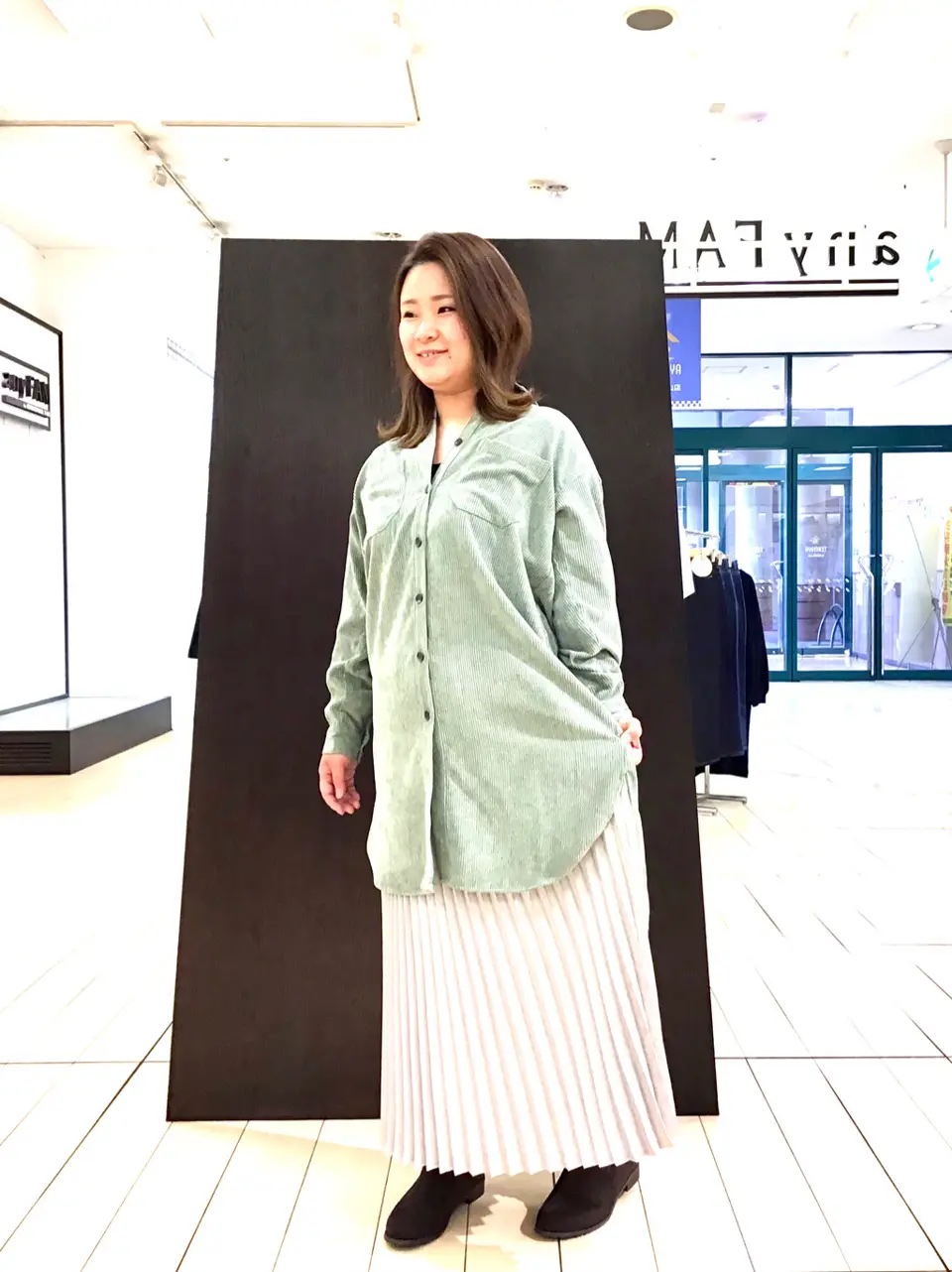  スタッフ コーディネート画像