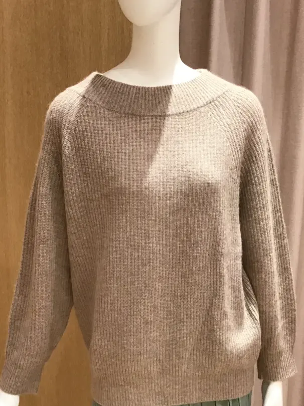 ANY 本吉 コーディネート画像