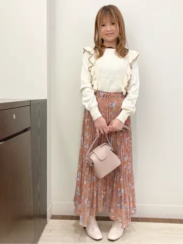 Feroux スタッフ コーディネート画像