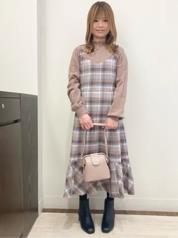 Feroux スタッフ コーディネート画像