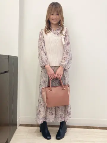 Feroux スタッフ コーディネート画像