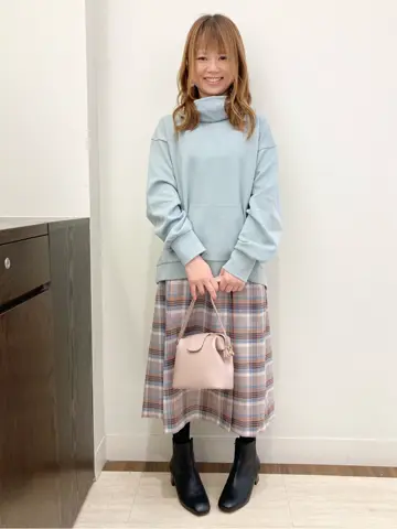 Feroux スタッフ コーディネート画像