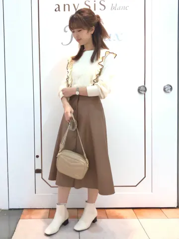 Feroux スタッフ コーディネート画像