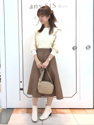 Feroux スタッフ コーディネート画像