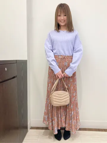 Feroux スタッフ コーディネート画像