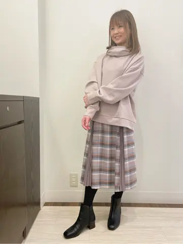 Feroux スタッフ コーディネート画像