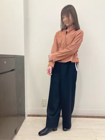 Feroux スタッフ コーディネート画像