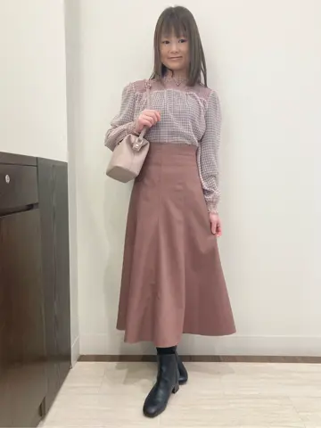 Feroux スタッフ コーディネート画像