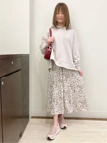 Feroux スタッフ コーディネート画像