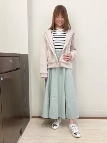 Feroux スタッフ コーディネート画像