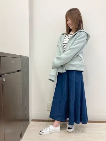 Feroux スタッフ コーディネート画像