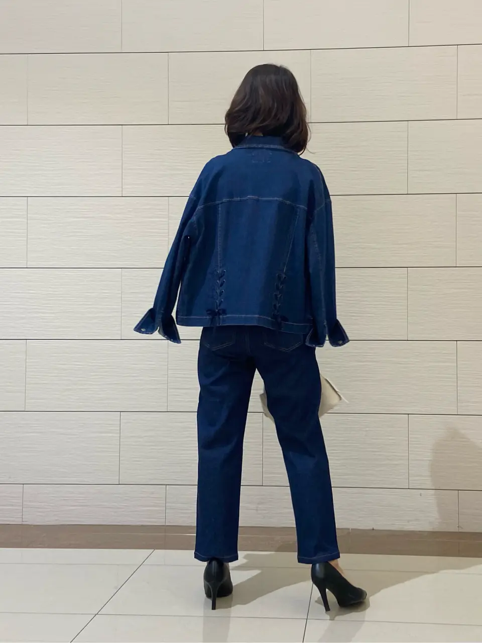 Feroux スタッフ コーディネート画像