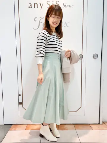 Feroux スタッフ コーディネート画像