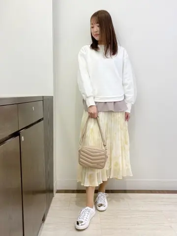 Feroux スタッフ コーディネート画像