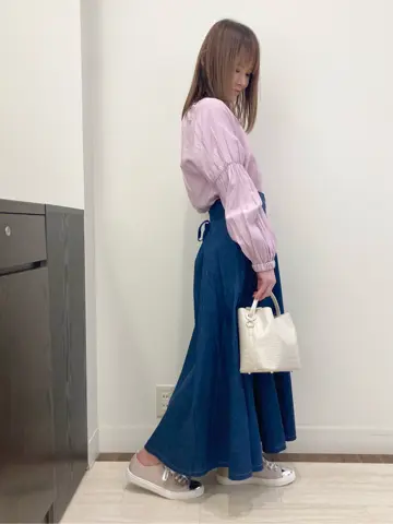 Feroux スタッフ コーディネート画像