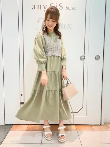 Feroux スタッフ コーディネート画像