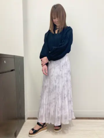 Feroux スタッフ コーディネート画像