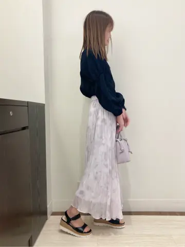 Feroux スタッフ コーディネート画像