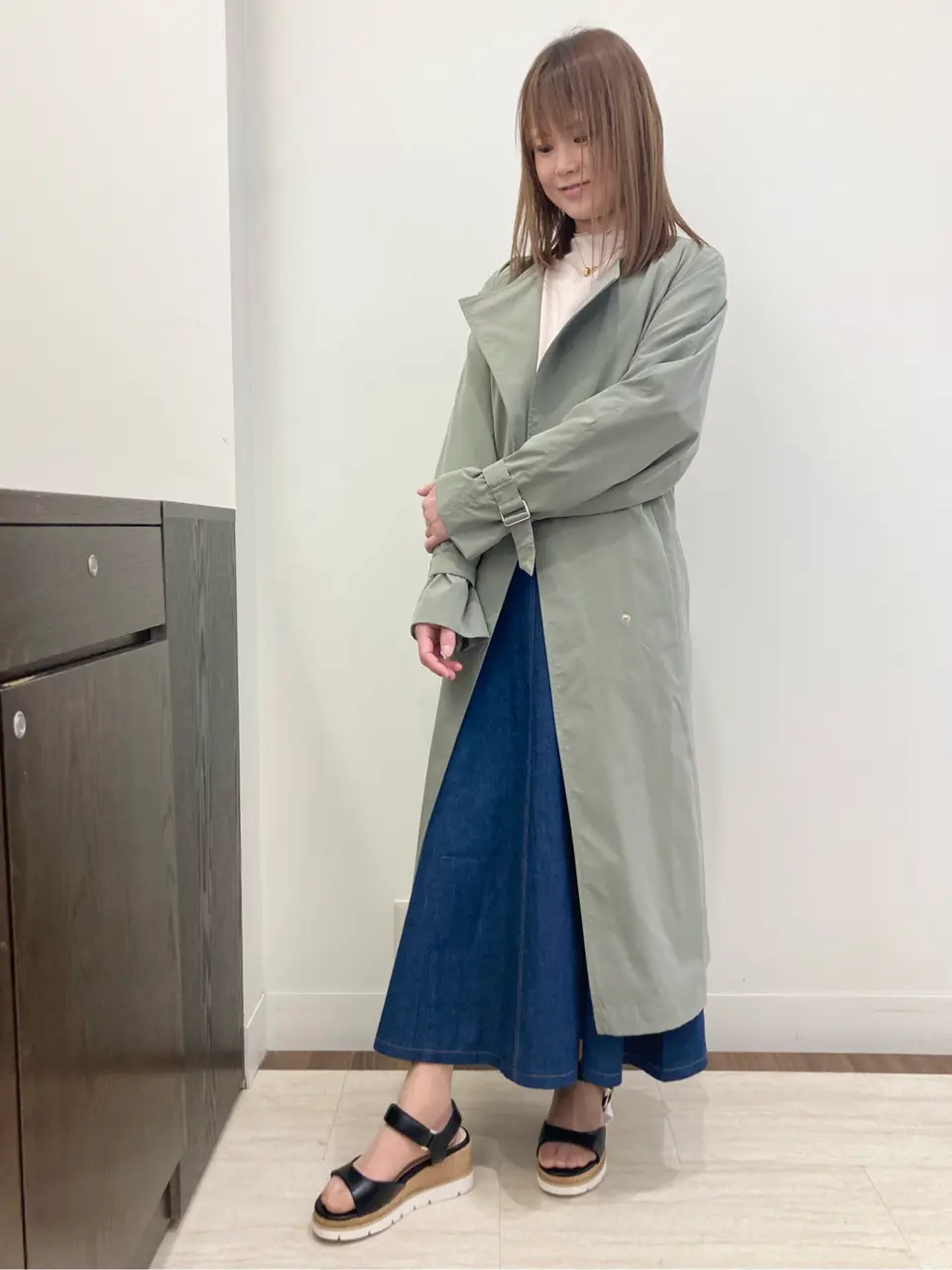 Feroux スタッフ コーディネート画像