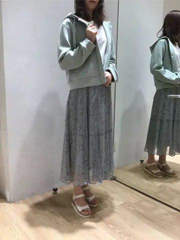 Feroux Y コーディネート画像