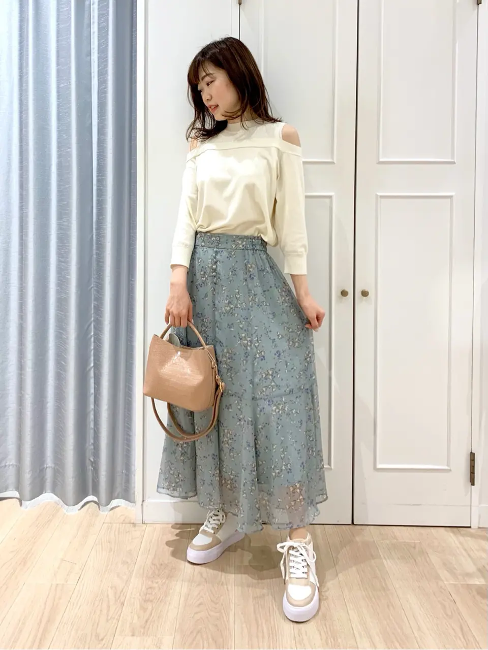  みぃ コーディネート画像