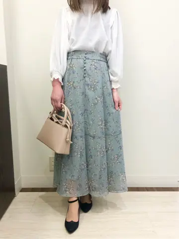 Feroux スタッフ コーディネート画像