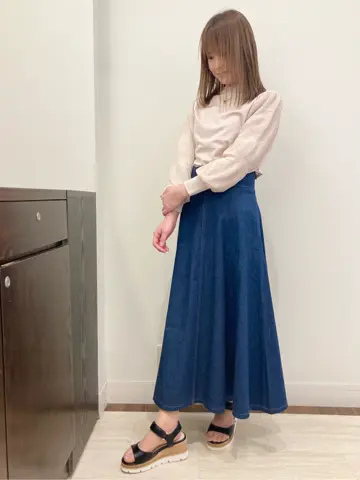 Feroux スタッフ コーディネート画像