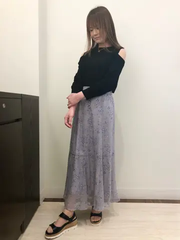 Feroux スタッフ コーディネート画像