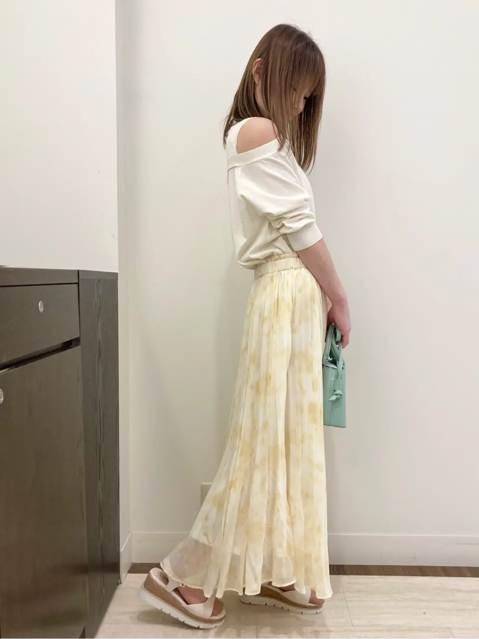 Feroux スタッフ コーディネート画像