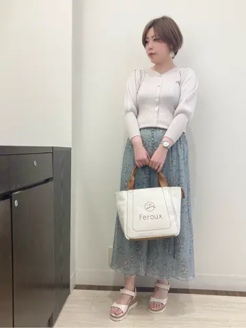 Feroux スタッフ コーディネート画像