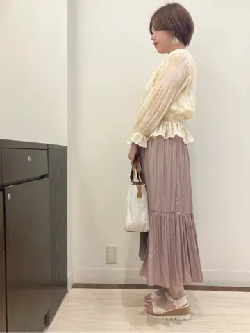 Feroux スタッフ コーディネート画像