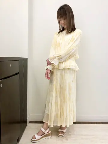 Feroux スタッフ コーディネート画像