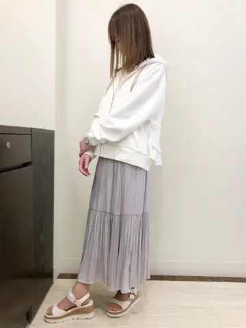 Feroux スタッフ コーディネート画像