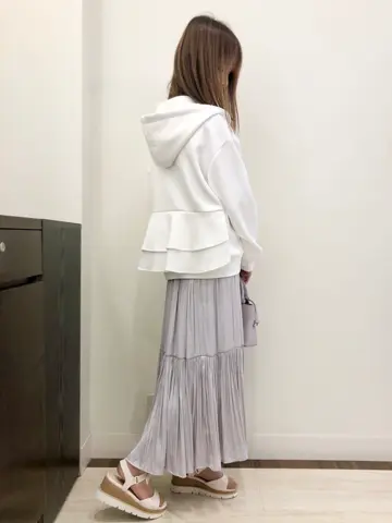 Feroux スタッフ コーディネート画像