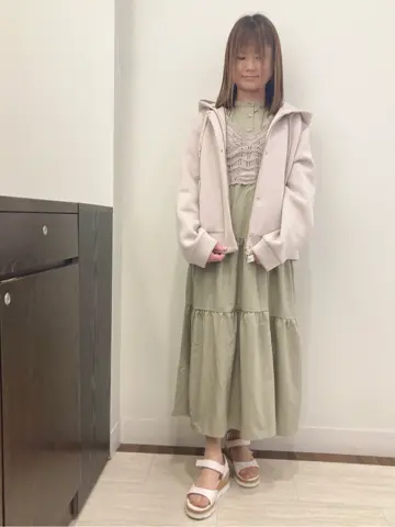 Feroux スタッフ コーディネート画像